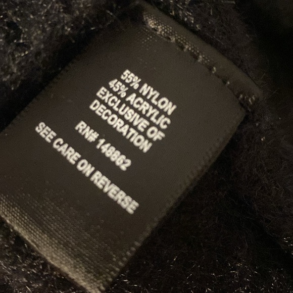 Torrid fuzzy double vneck sweater size 2 - Picture 5 of 6